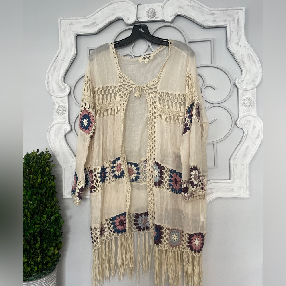 Listicle Crochet Cover-up or Lightweight Jacket Size Large